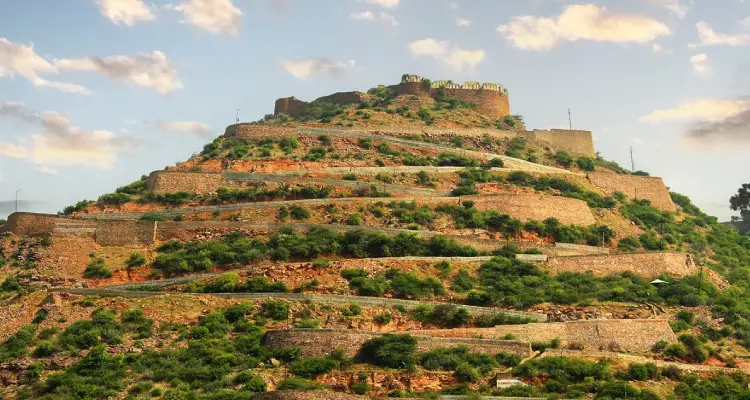 Ajmer Forts & Palaces Day Tour
